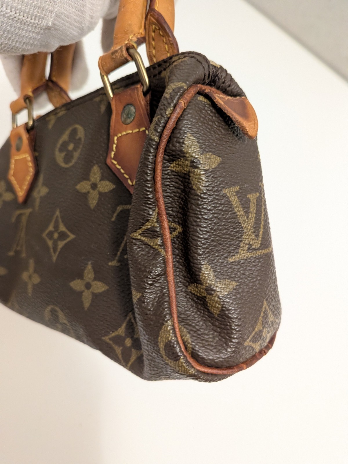 Authentic LOUIS VUITTON Mini Speedy TH1902