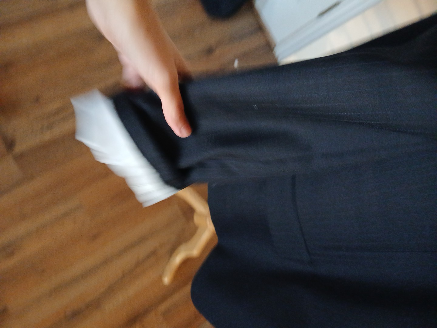 Lineage Men’s Black Suit Sz 43 R Pant 37 100% wool NWT