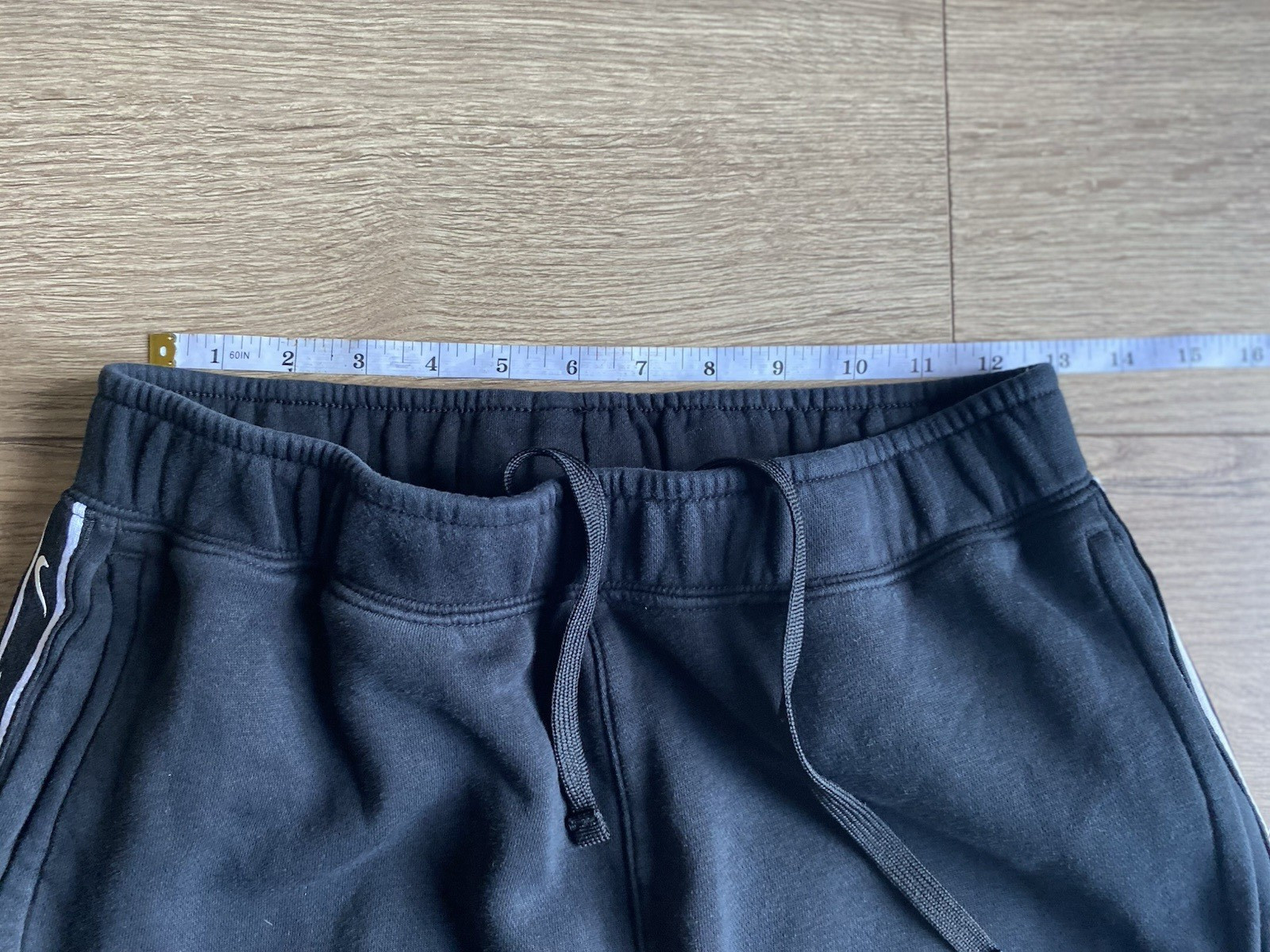 Nike Repeat Fleece Cargo Trouser Bottoms Size Small Waist 26 – 28″