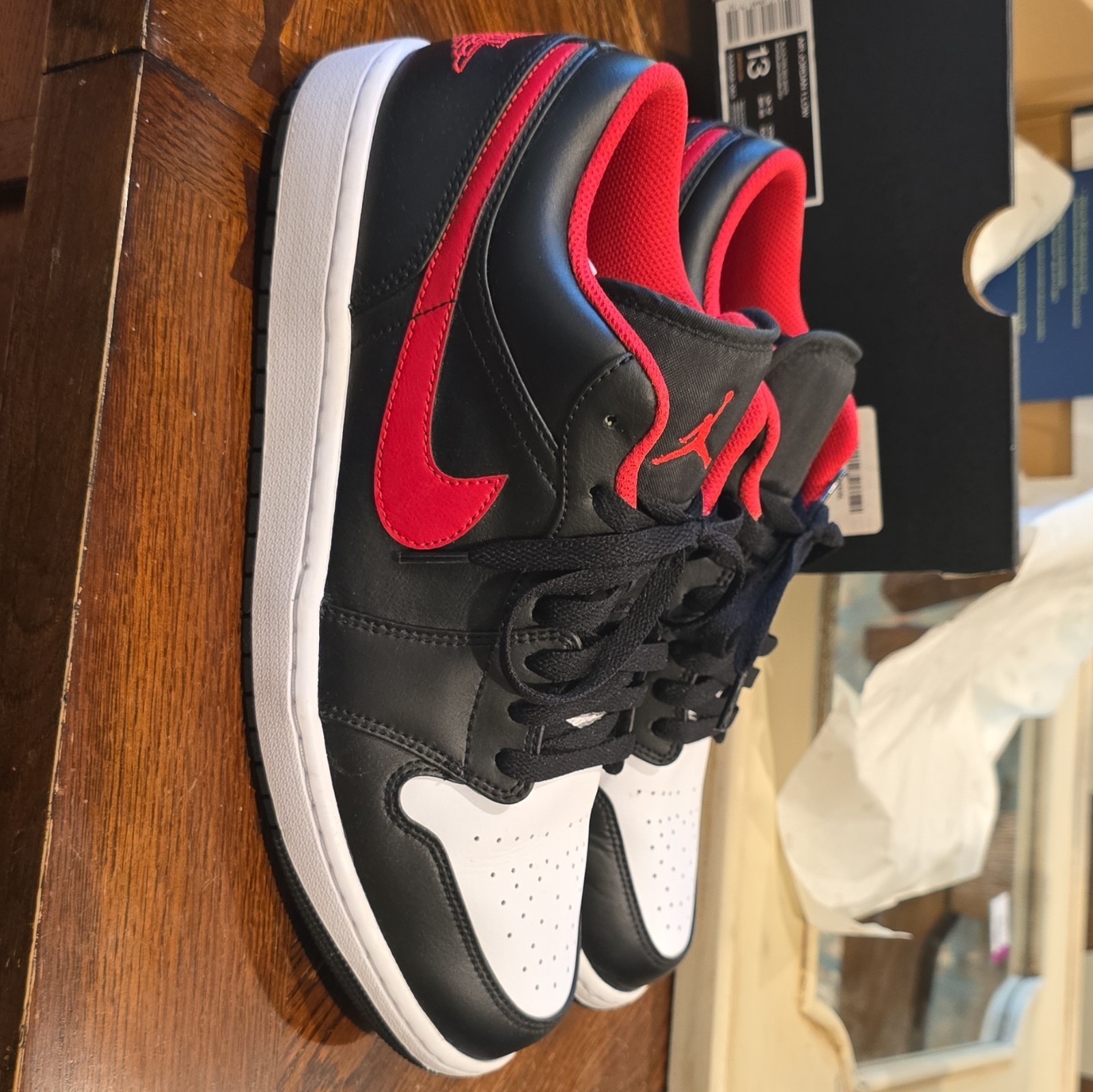 Jordan Air Jordan 1 Low White Toe Black/Fire Red/White Men’s Low Top 553558-063