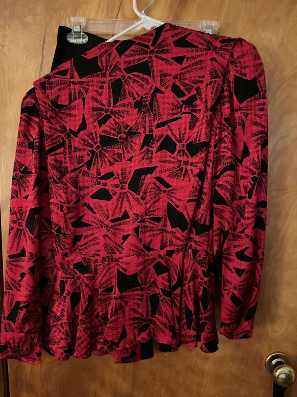 Vintage 1980s Jack Mulqueen Silk 2-Piece Skirt Suit Jacket & Skirt size 10