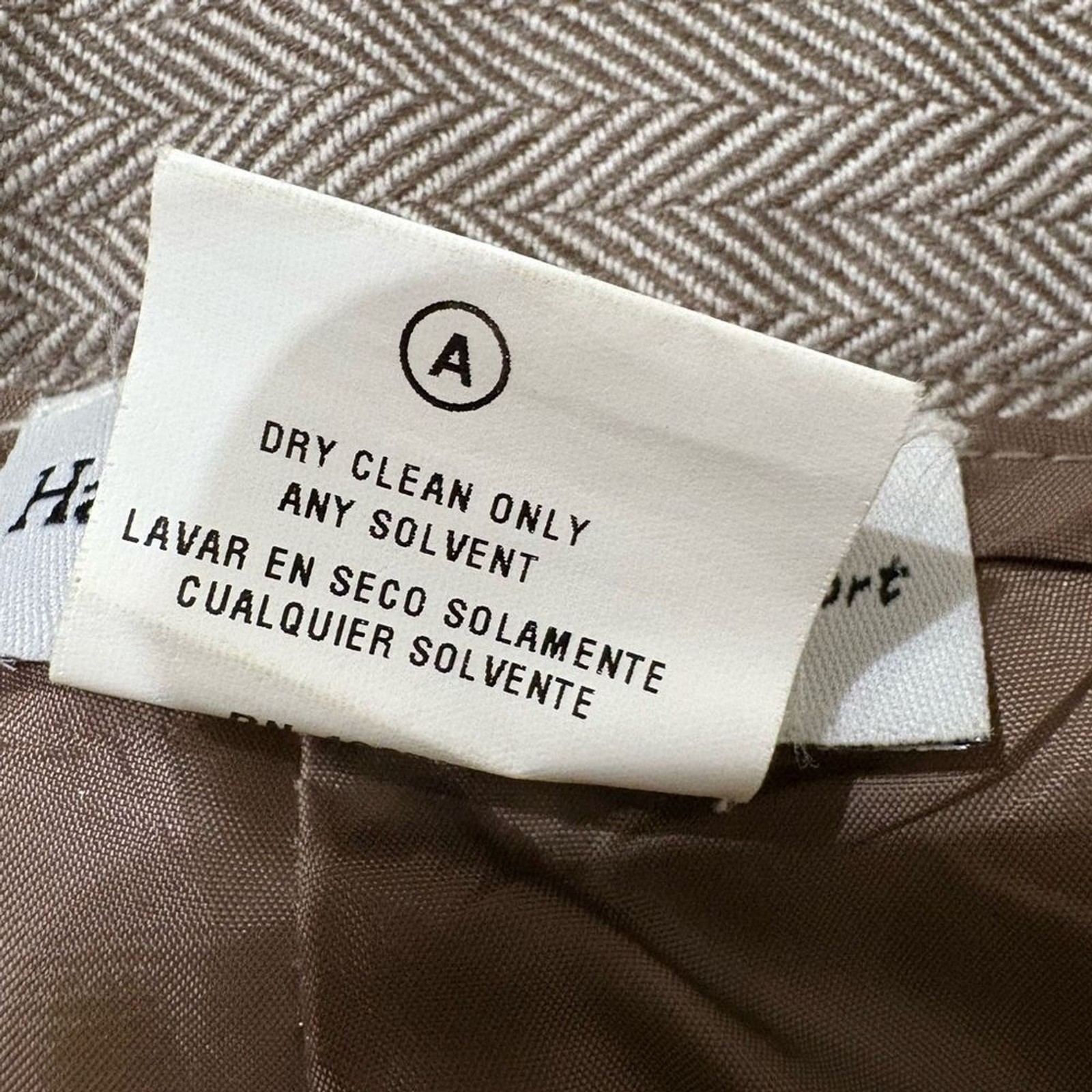 Harvé Benard Sport 100% Wool Beige Herringbone 2-Piece Pant Suit SIZE 12