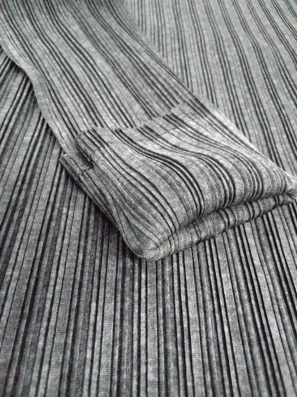 Pleats Please Turtleneck Top Women’s Gray Size 3 Waist 23.6″