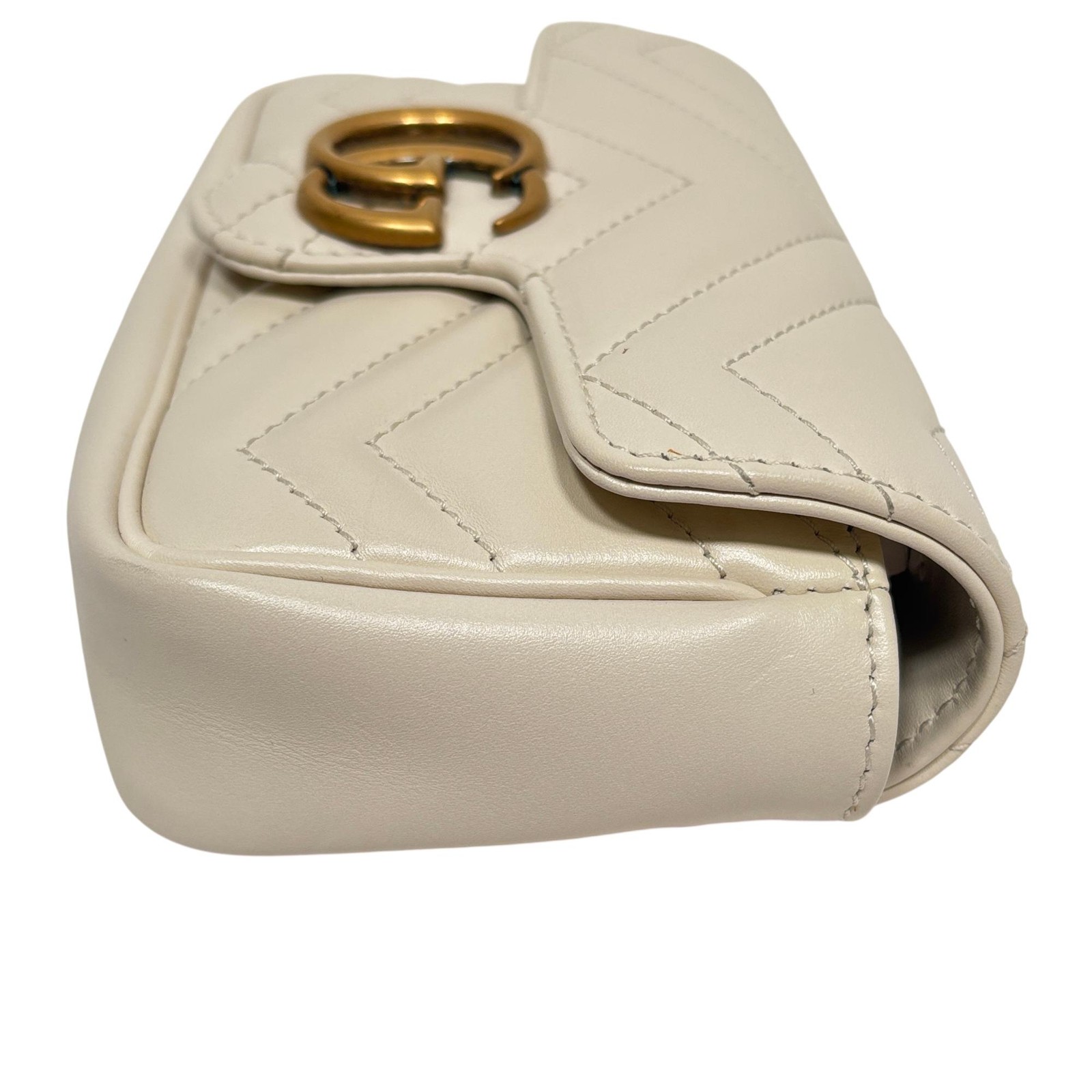 Gucci 476433 GG Marmont Matelassé Super Mini Bag – 6.75″ x 4″ x 1.75″ – 6739