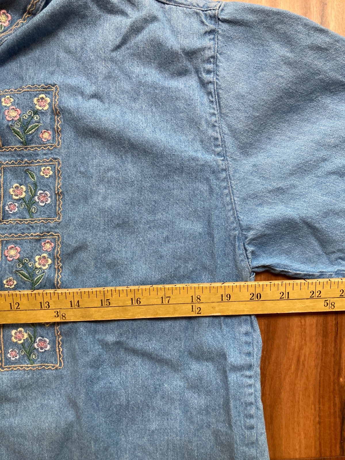 90s Vintage Solutions Original Floral Embroidered Short Slv Button Up Sz Small