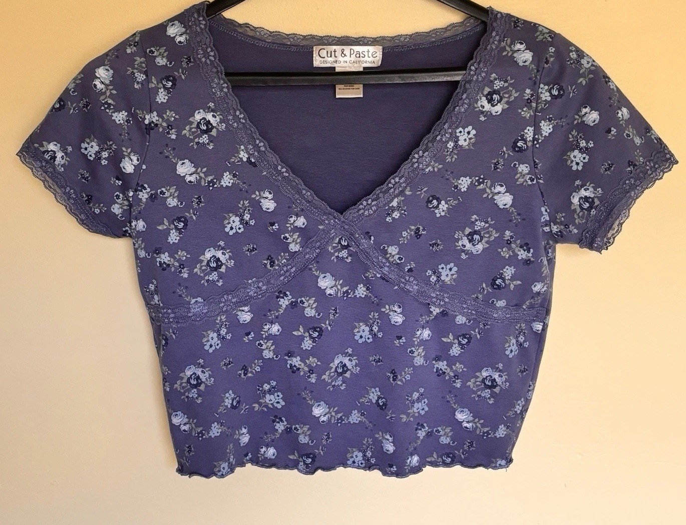 Cut & Paste Large Floral Baby Tee Vintage Lettuce Edge Lace Trim Y2K