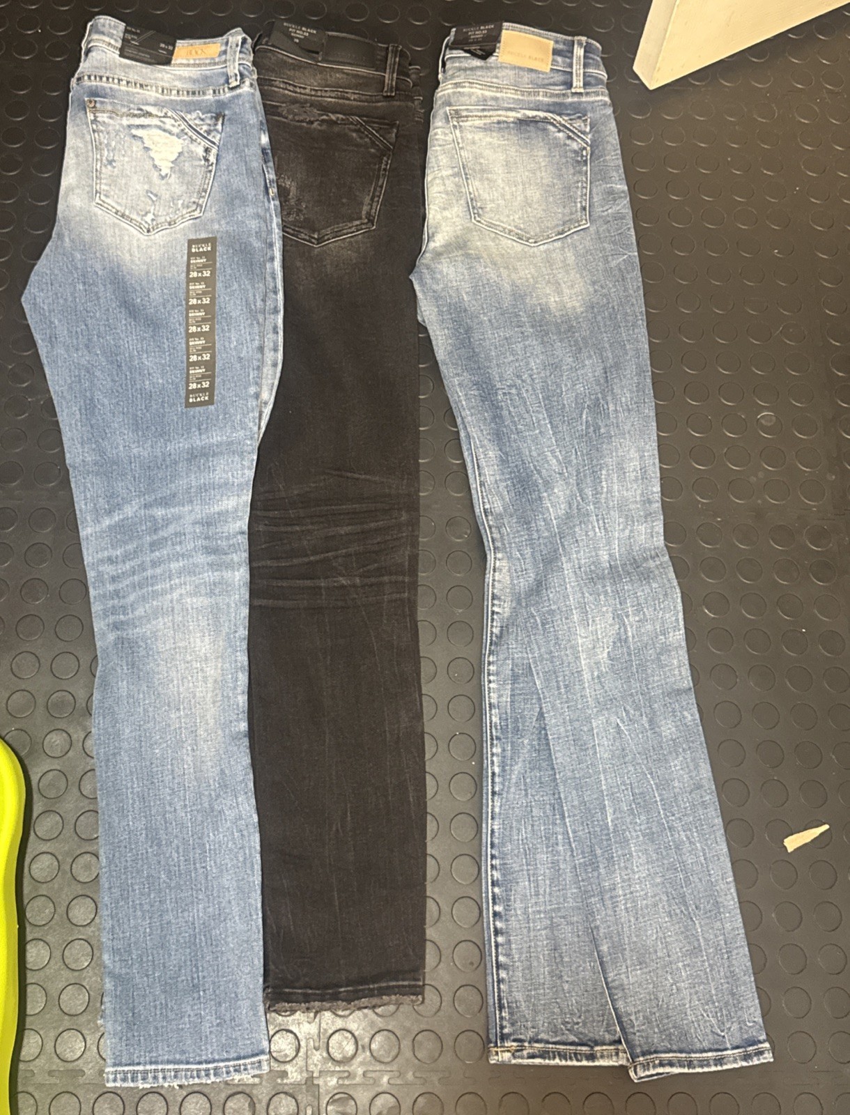 Lot Of 3 Buckle Black 28×32 Fit No.53 Jeans 2x Blue 1x Black NWT