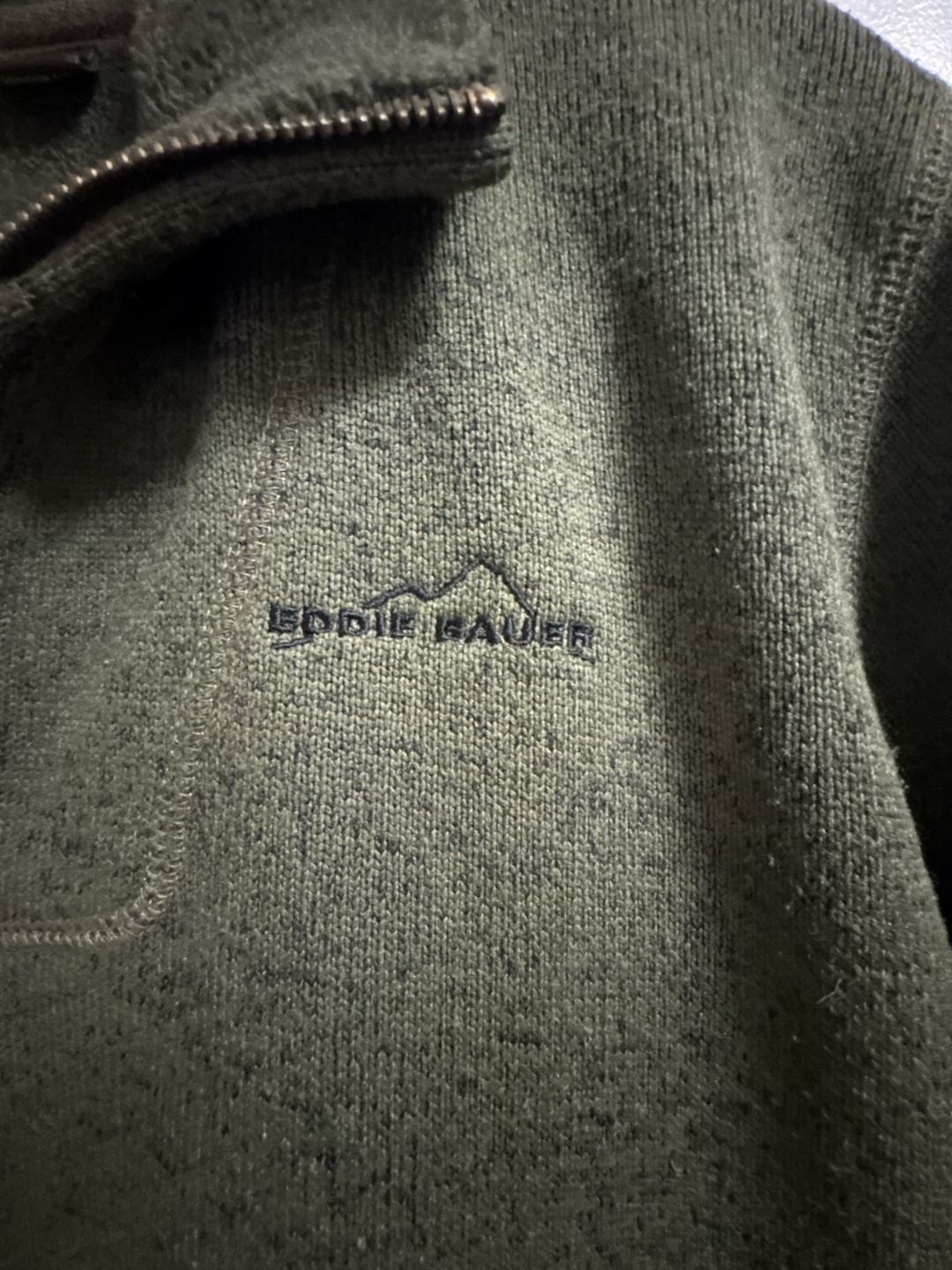 Eddie Bauer Men’s Olive Green Fleece 1/4 Zip Pullover