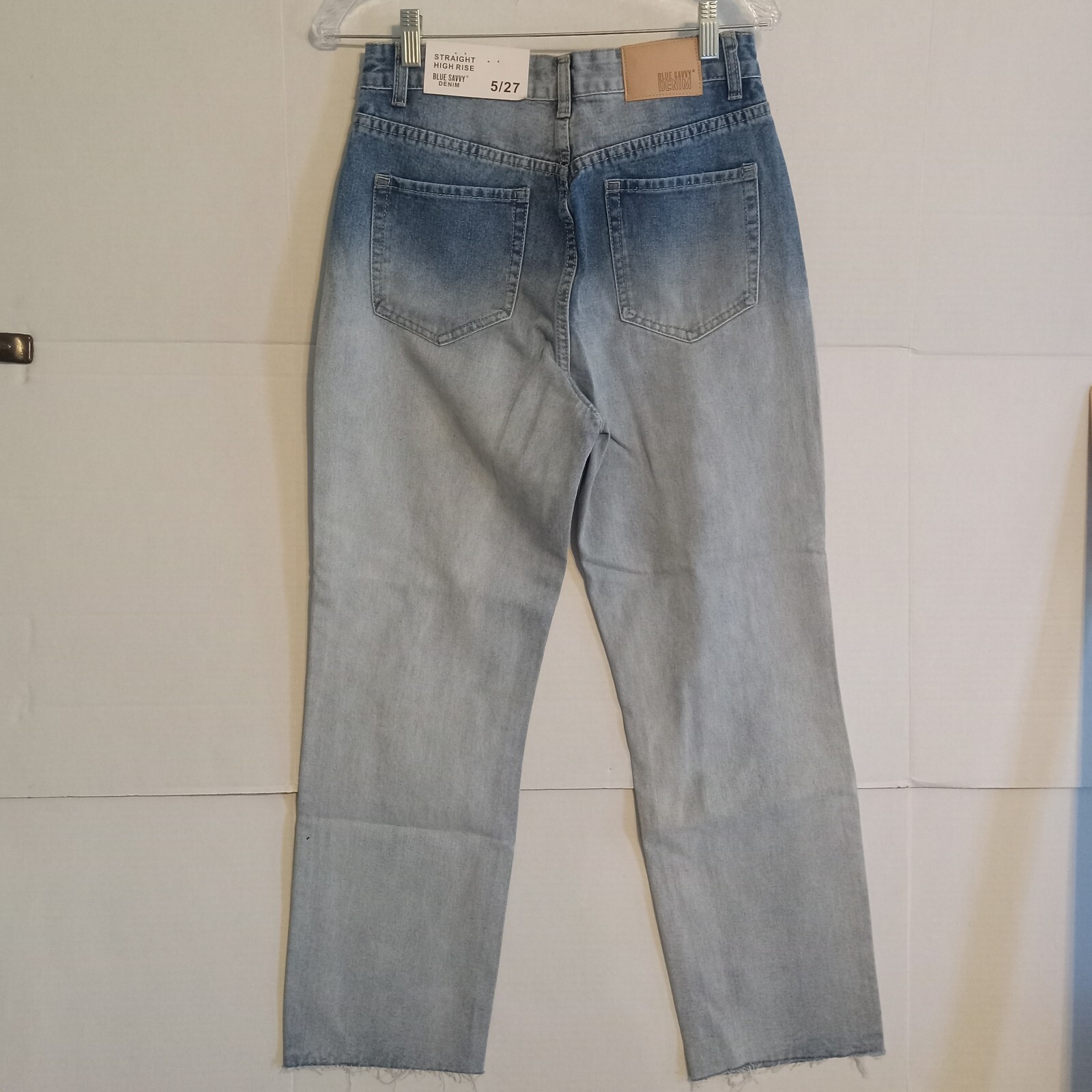 Blue Savvy Women’s Light Wash Straight Highrise Denim Mom Jeans Size 5/27