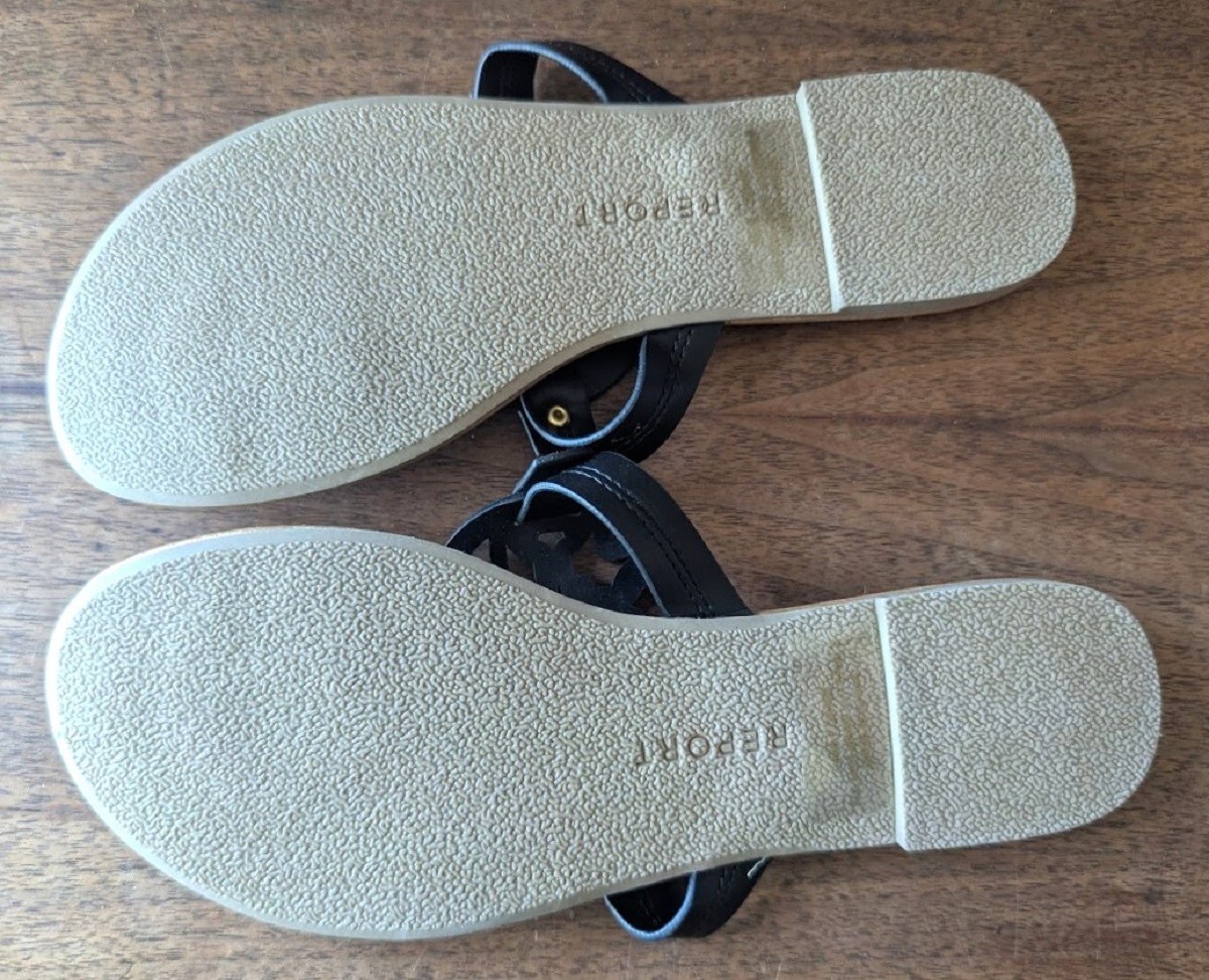 Report Genie Sandals, Man-Made Materials, Black, Thong Style, Size 7 M, GUC