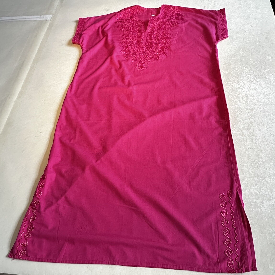 Womens Pink Embroidered S Sleeve Long Cotton Blend Caftan Sz S-M Pre-owned