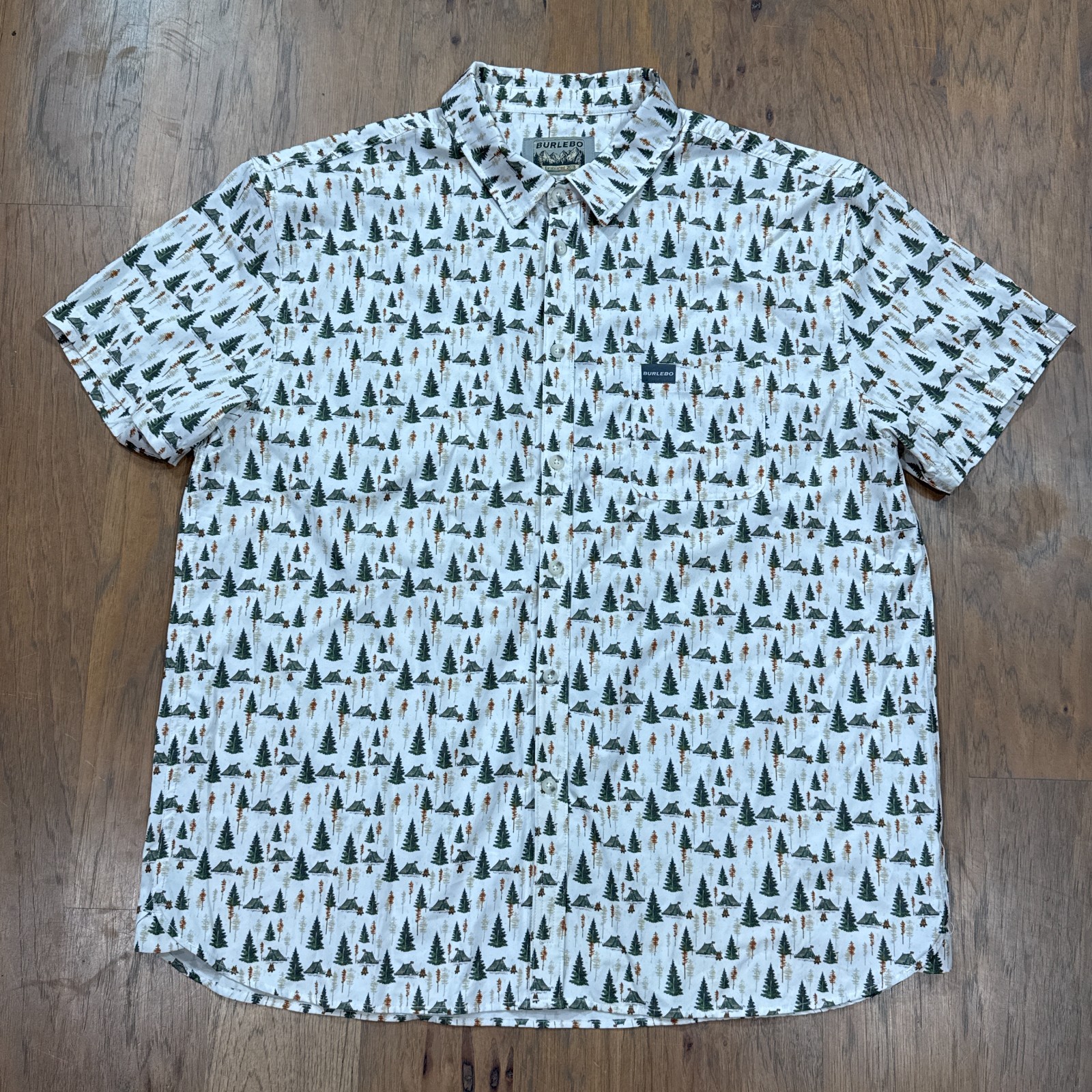 Burlebo Shirt Mens 2XL White Camp Ground Performance Short Sleeve Button Up Fish