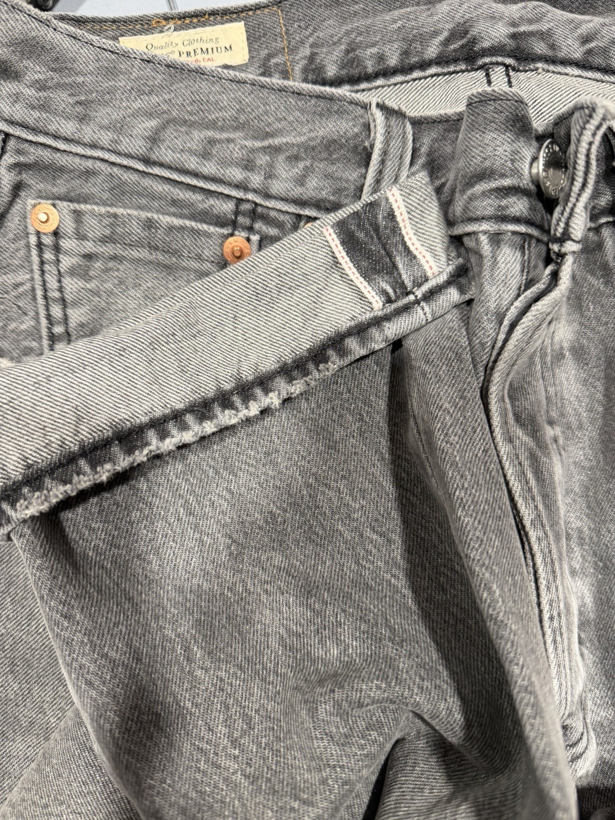 Levi’s 501 ’93 Selvedge Men’s Straight Fit Jeans 30×30, Black/Gray, Button Fly