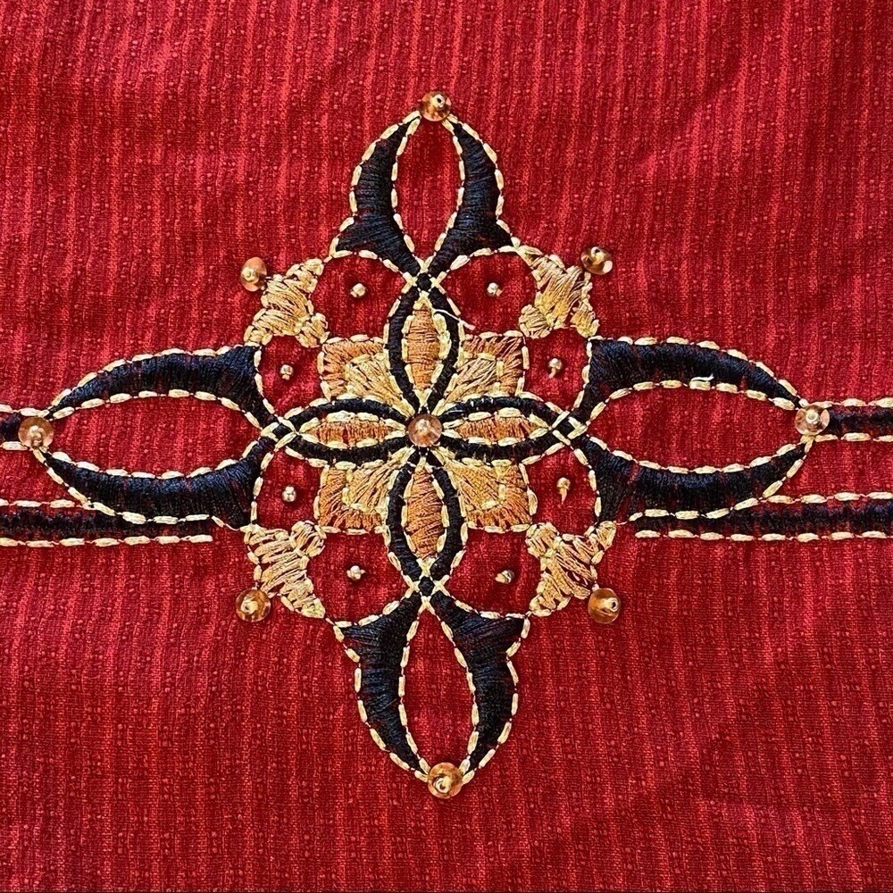Napa Valley Vintage Top & Cropped Pants Embroidered Embellished Red & Black Med
