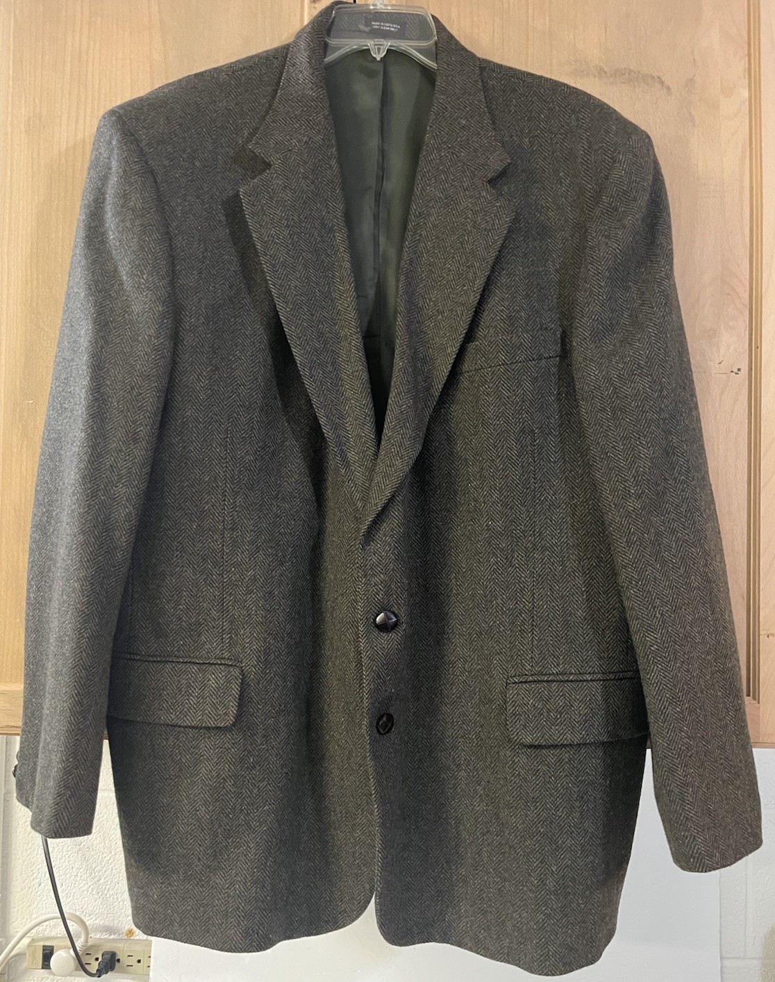 Deansgate Blazer Mens 44R Grey Herringbone Wool Two Button Sport Coat Jacket