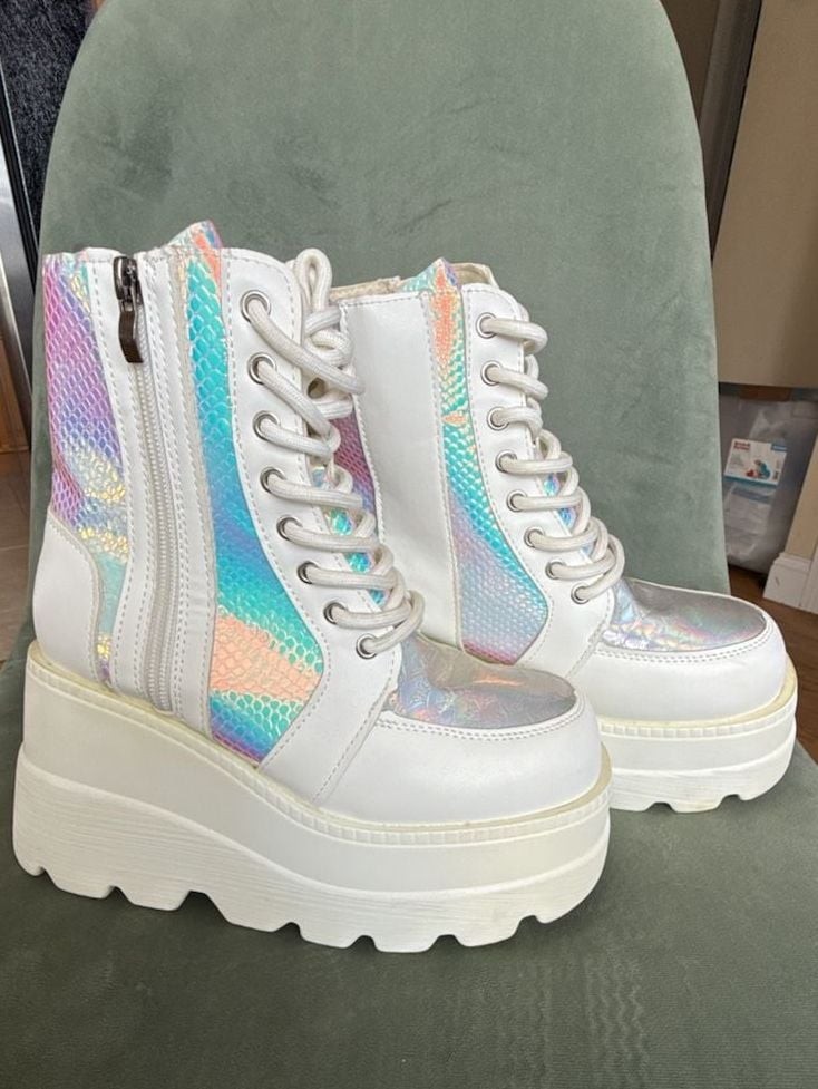 Holographic Wedge Platform Boots, White and Iridescent, Size CN36 (US Women’s 6)