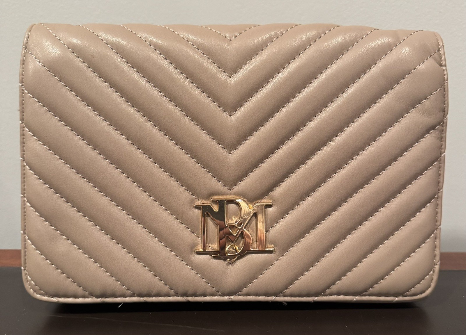 Badgley Mischka Taupe Chevron Quilted Crossbody Bag Chain Strap