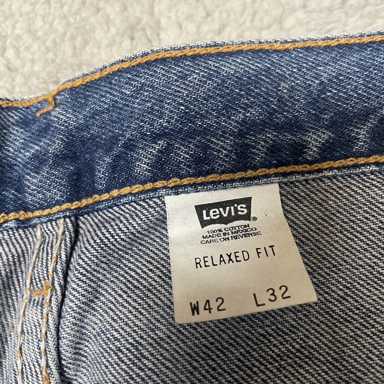 Vintage Levi’s 540 Relaxed Fit Blue Jeans Men 42×32 Brown Tab 90s DEADSTOCK NWT
