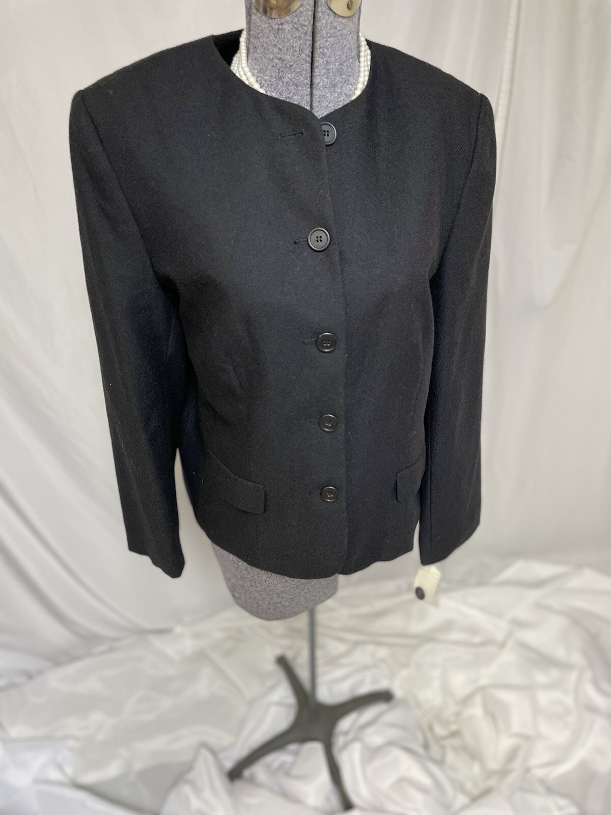 NEW Orvis Blazer Size 12 Black Wool True To Size Jacket Interior Pocket Lined