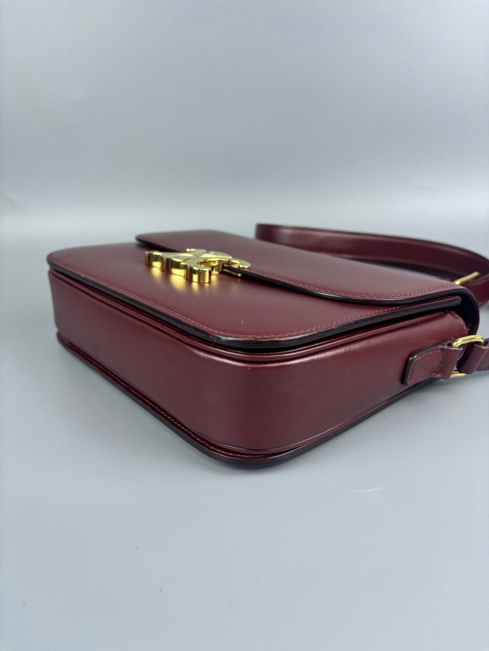 CELINE Arc de Triomphe Tofu Bag, Medium, Burgundy, Leather, Gold Lock