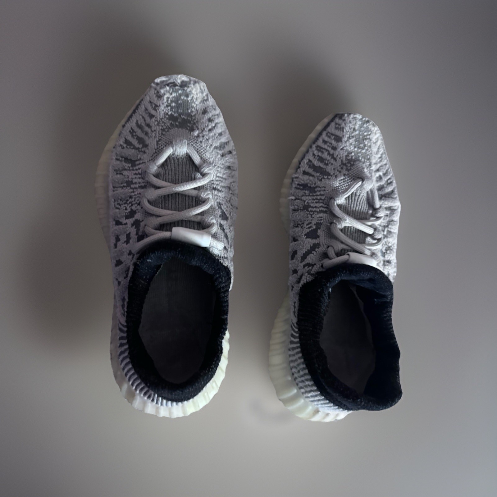 Adidas Yeezy Boost 350 V2 CMPCT PandaMen’s Size 6 IG9606 Black White No Box Worn