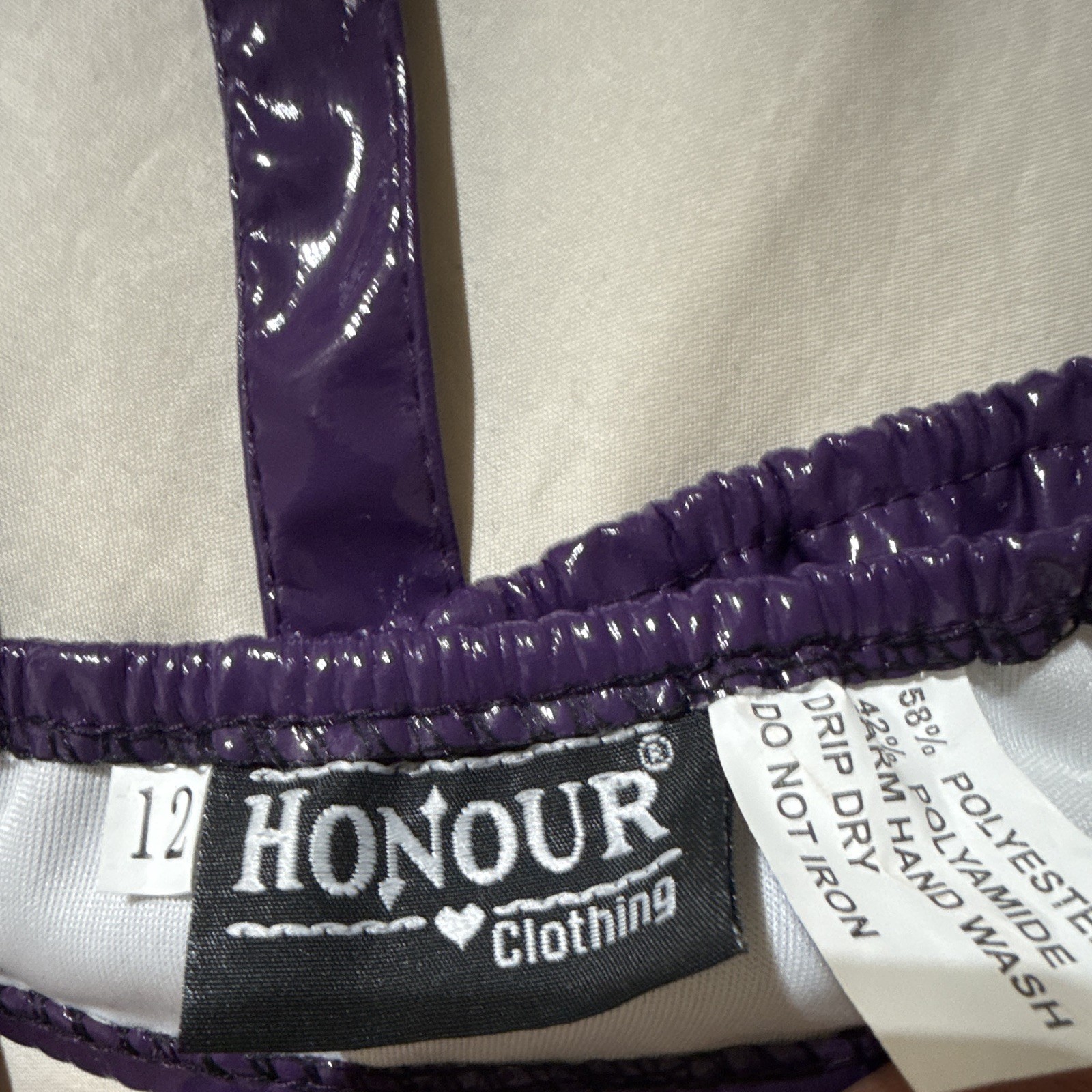 Honour Clothing Purple Shiny Underwired Bra Hook & Eye Adjustable Straps 12 PVC