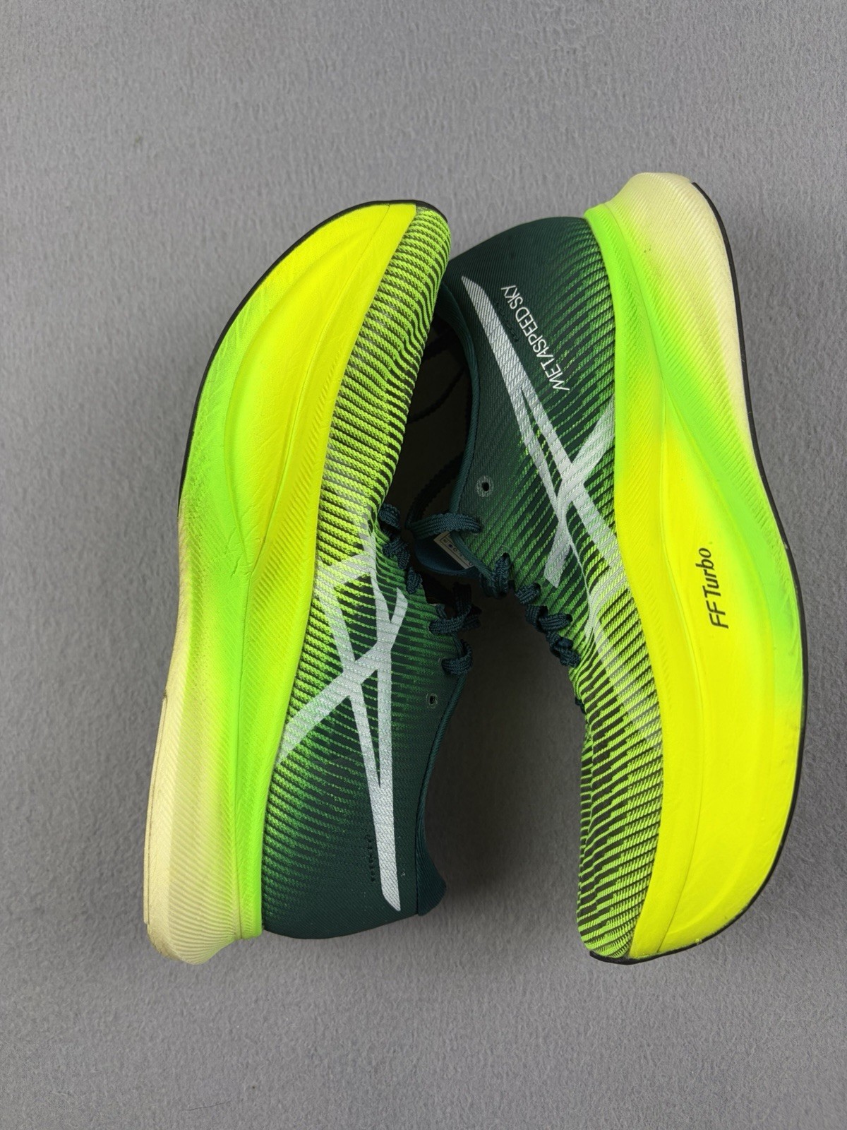 ASICS Metaspeed Sky Running Shoes Womens Size 6.5 Yellow Sneakers Comfort
