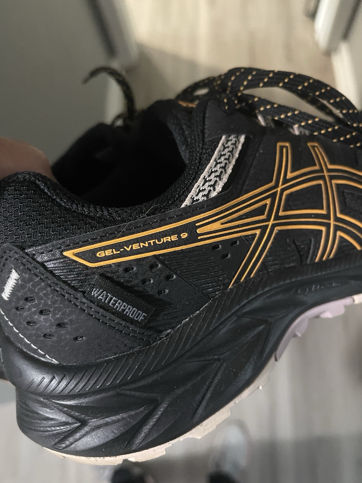 ASICS Gel Venture 9 Waterproof Ortholite Black Orange Women’s size 8