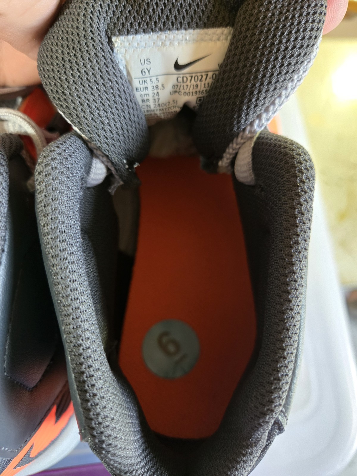 Nike Air Max (GS) Unisex Kids Athletic Sneakers 6Y Gray Orange Black CD7027-0