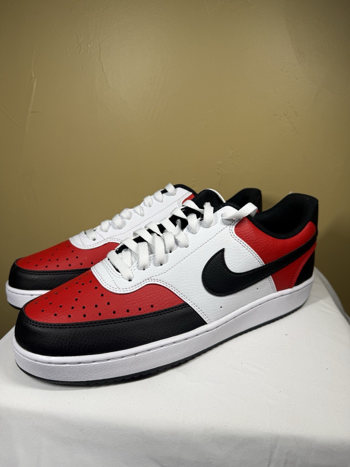 Nike Court Vision Low Red/White/Black Men’s Low Top Lace-Up Sneakers IO9112-657
