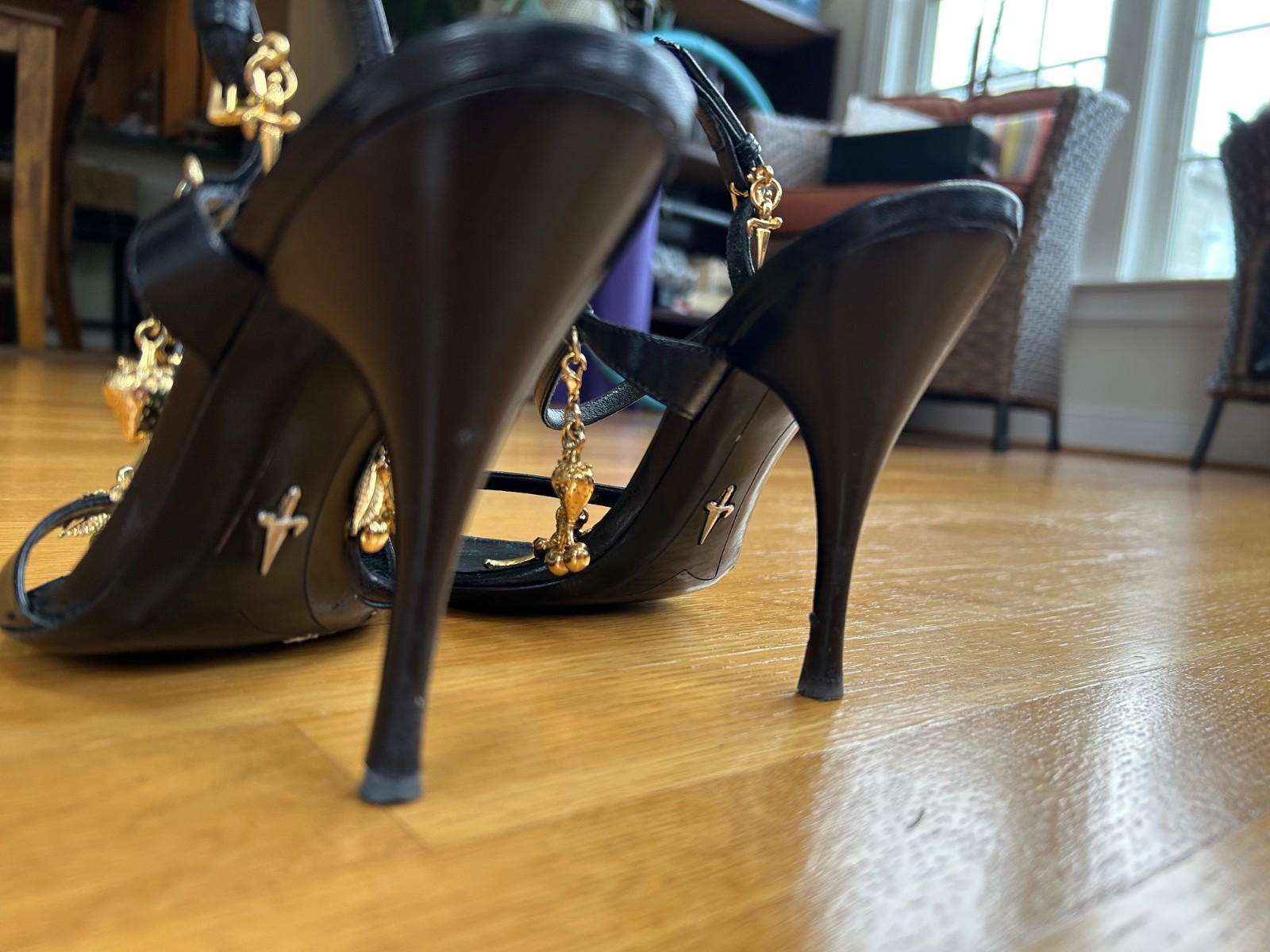 CESARE PACIOTTI Black Leather Charm-Embellished Slingback Sandals IT 37 Good Box
