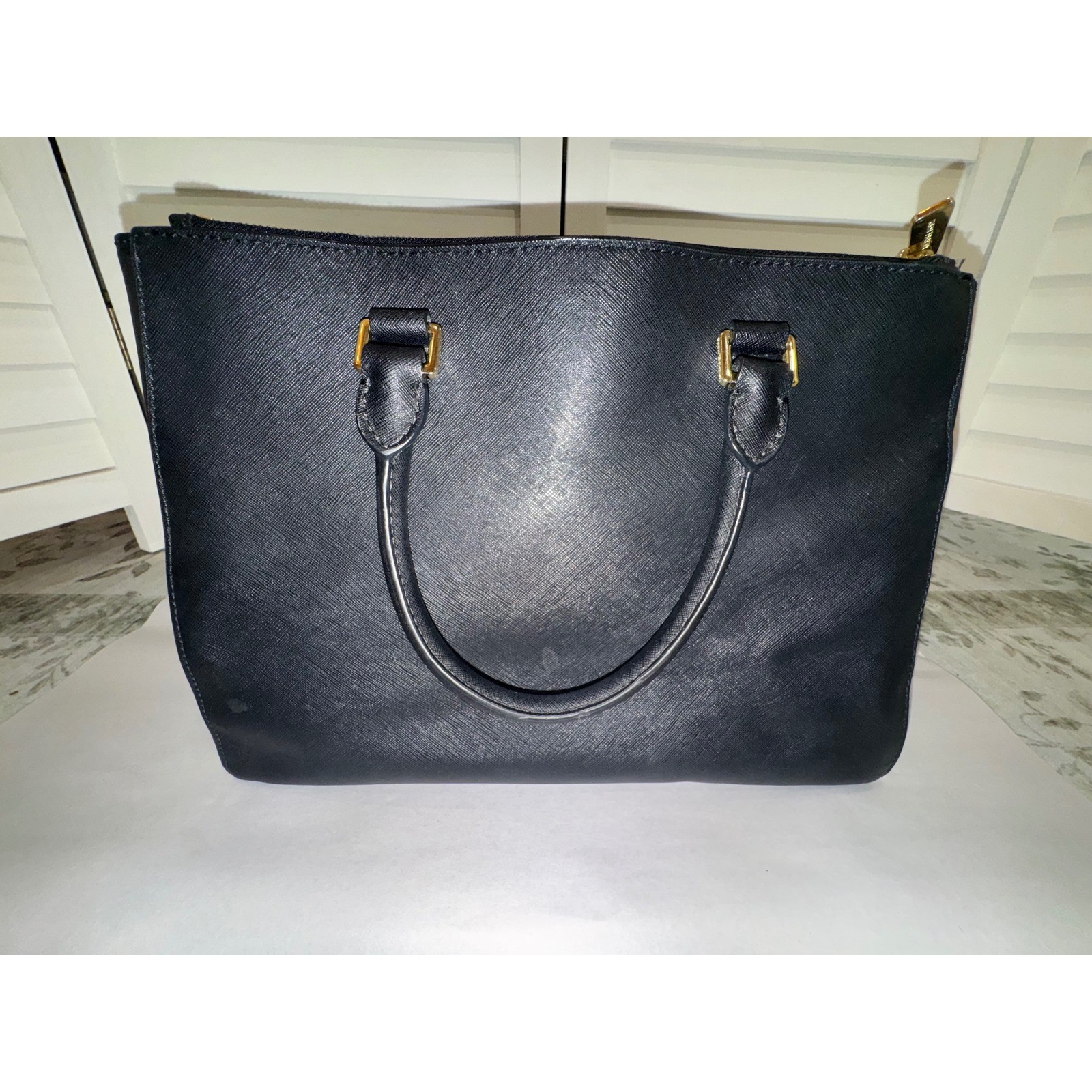 Michael Kors Savannah Satchel Women Black Saffiano Leather Gold Hardware Large