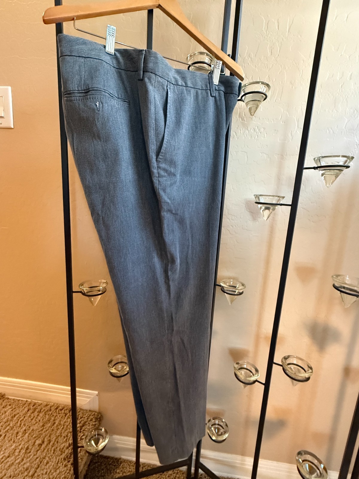 Tommy Bahama Men’s Ink  Grey Herringbone Silk Trousers Size XXL Great Condition