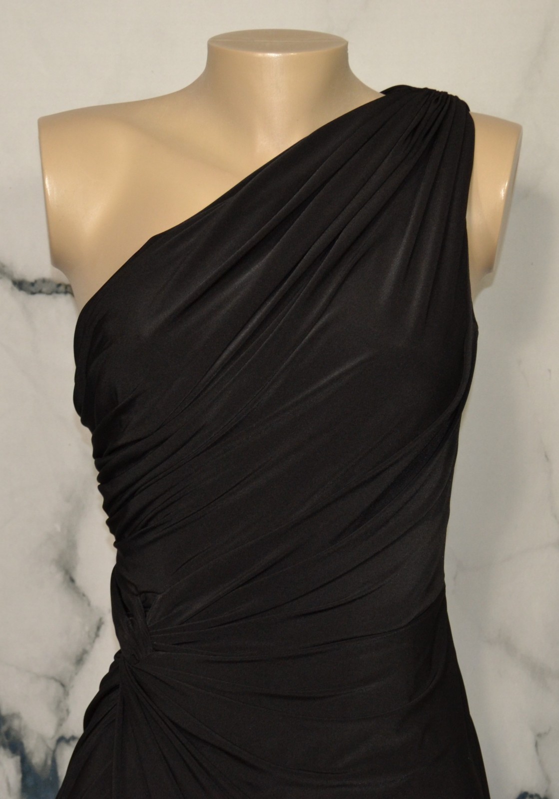 TADASHI SHOJI Black One Shoulder Draped Gathered Gown Small Side Slit Lined USA