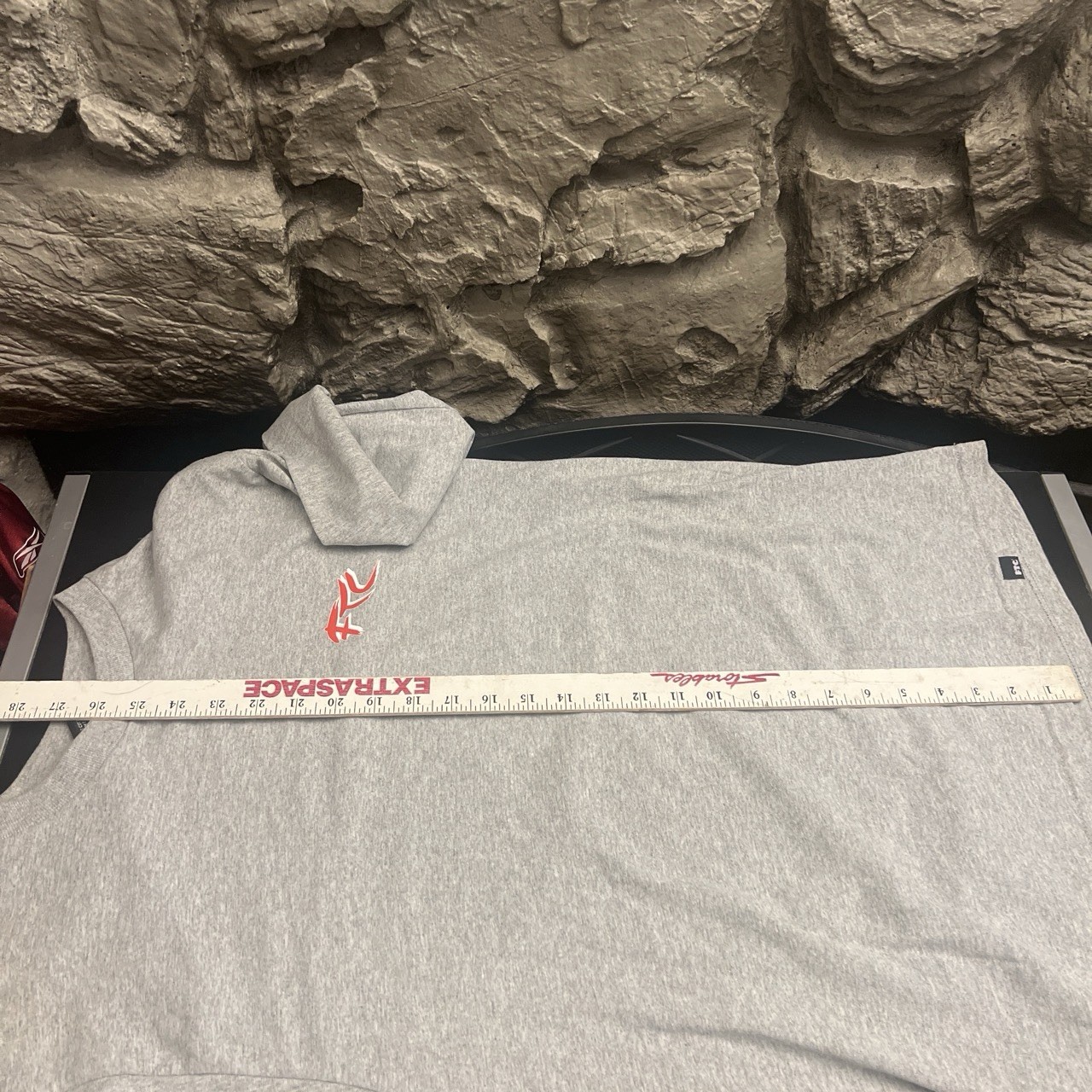 FTC Logo Men’s Long Sleeve Graphic T-Shirt Crew Neck Size Medium Grey