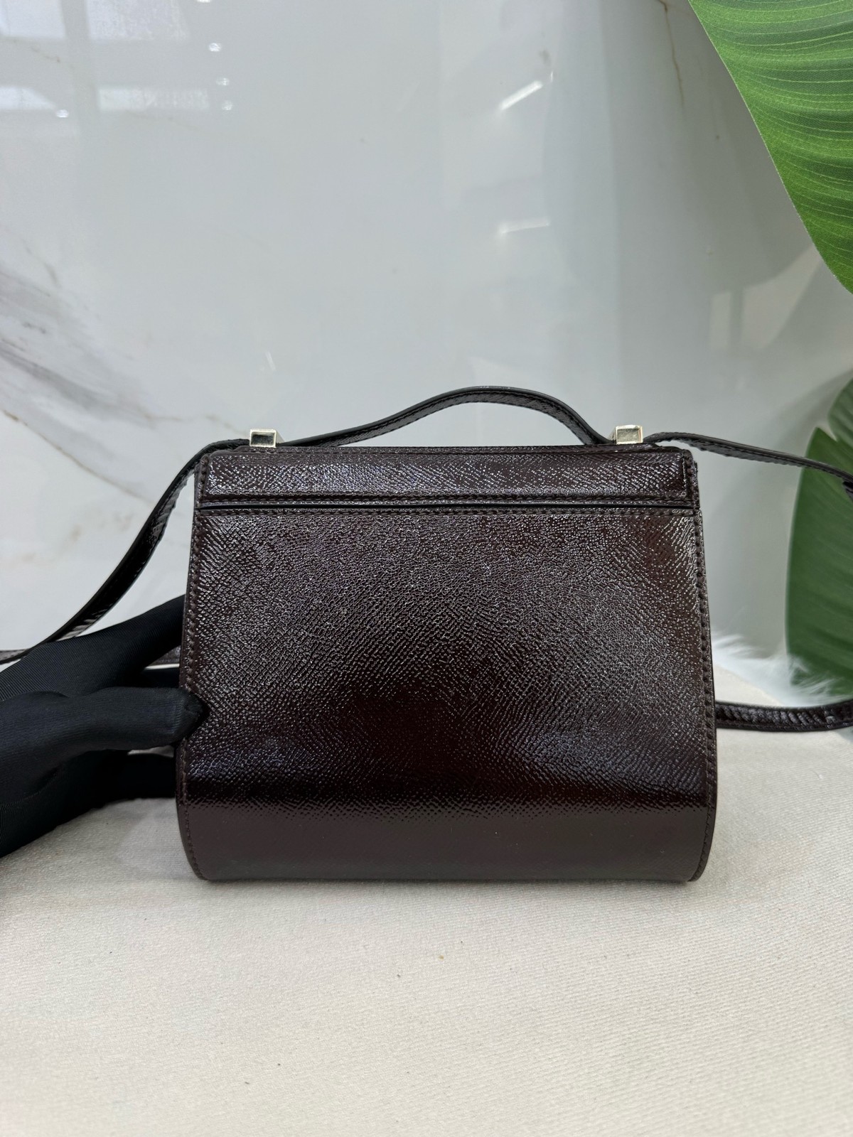 Givenchy Pre-Owned Authentic Crossbody Bag Burgundy 18x11x16cm