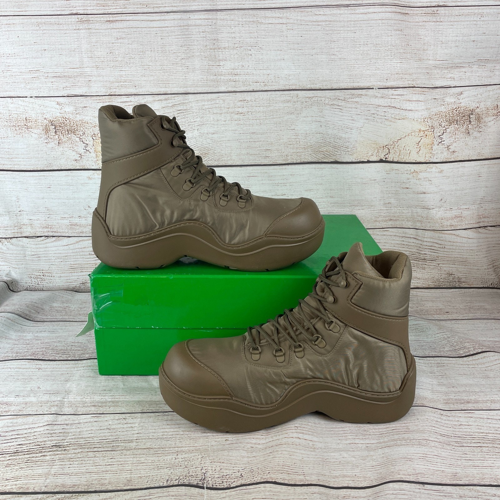 Bottega Veneta Puddle Bomber Mens Sz EU 46 US13 Lace Up Boots Jute Tan Nylon