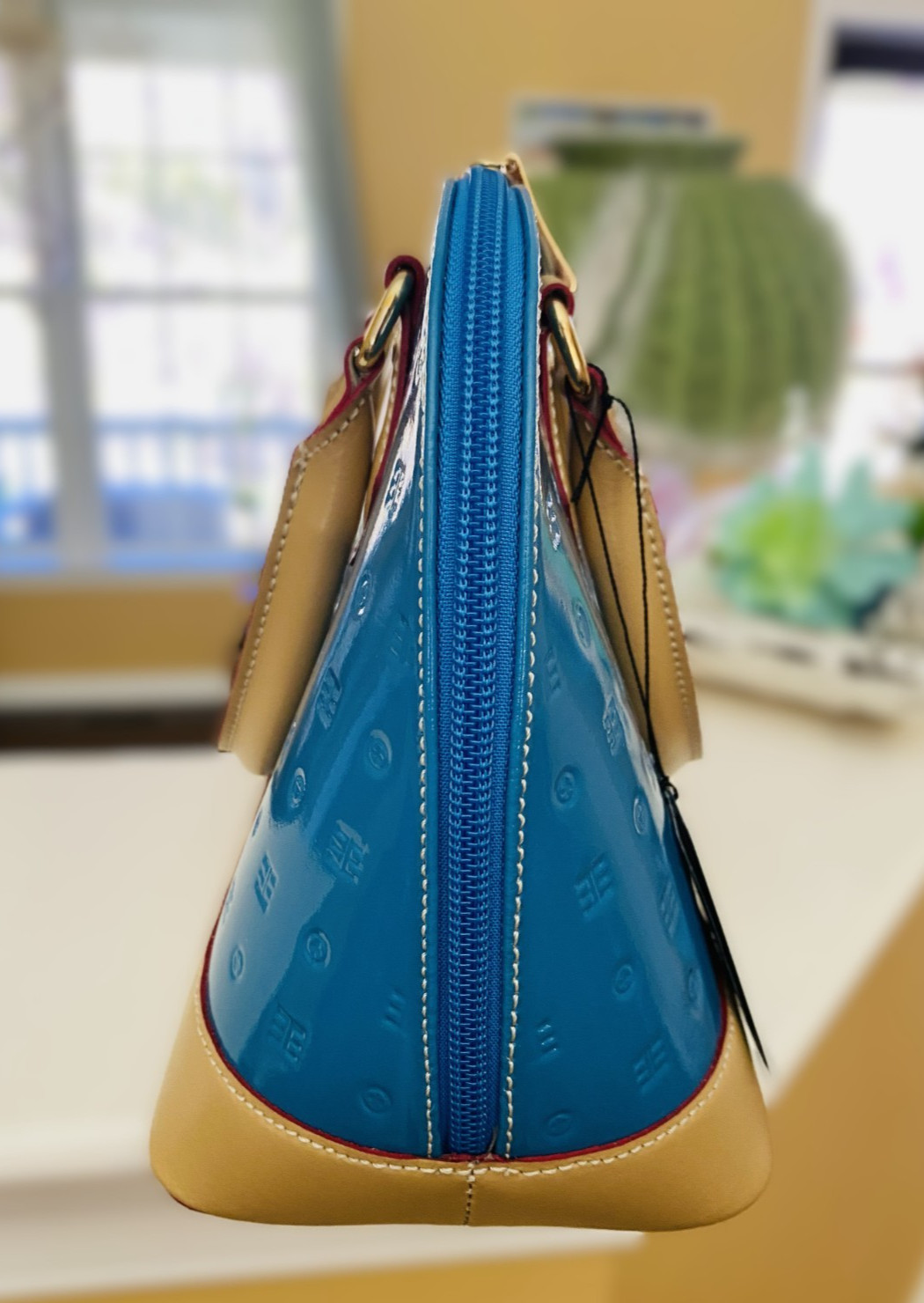Arcadia Italy Sky Blue/Natural Embossed Patent Leather Handle Crossbody NWT