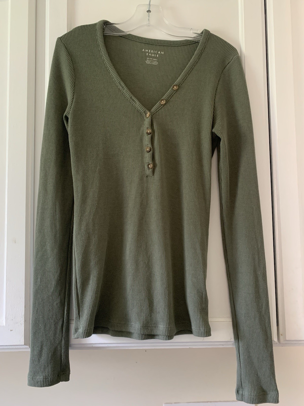 American Eagle XS Green Long Sleeve Henley Shirt WC231