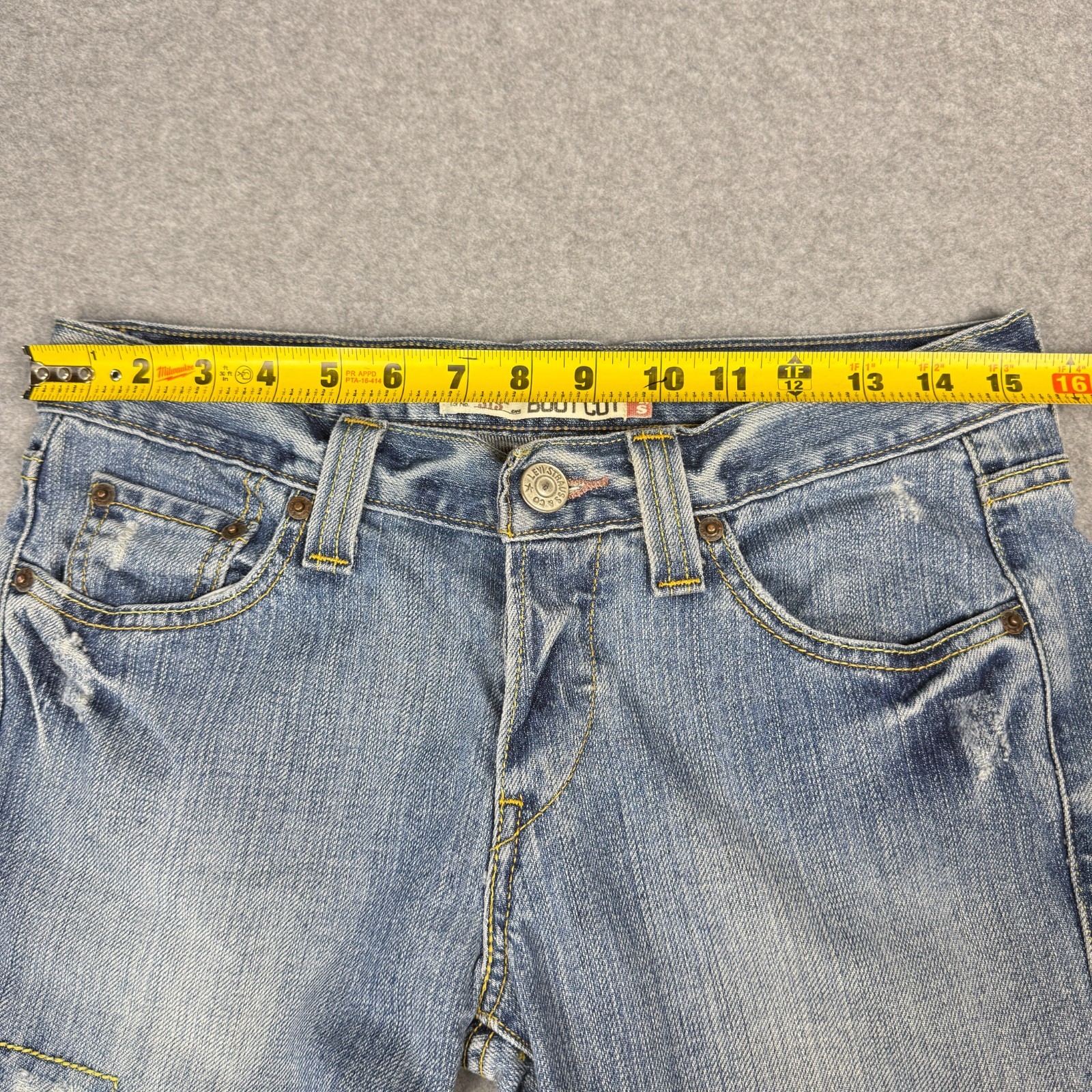 Levi’s 513 Slouch Bootcut Jeans Womens Juniors 5M Medium Wash Low Rise Denim