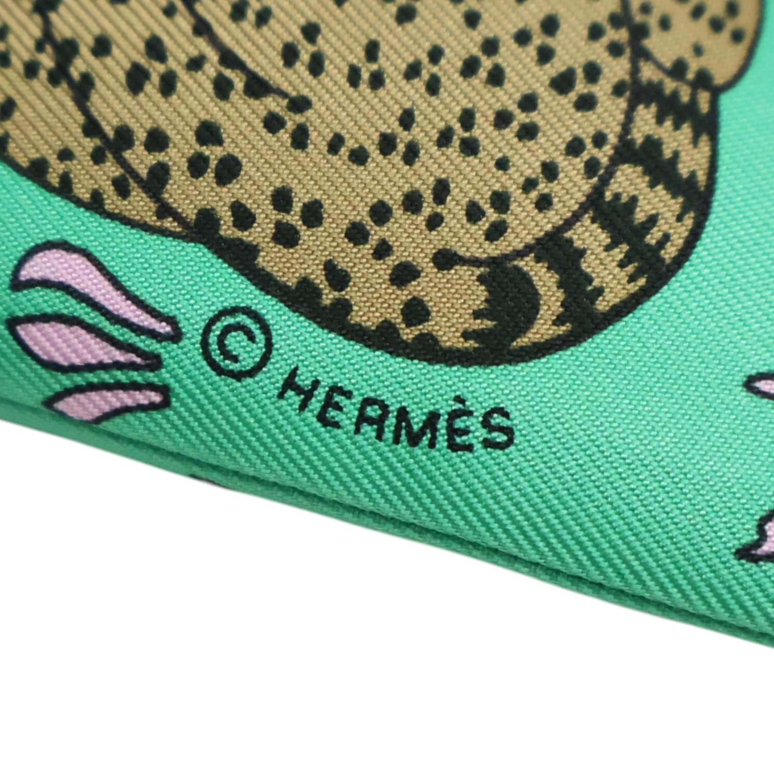 HERMES Les Leopards Silky Pocket Pouch Silk Green U Stamp H083771CKAD