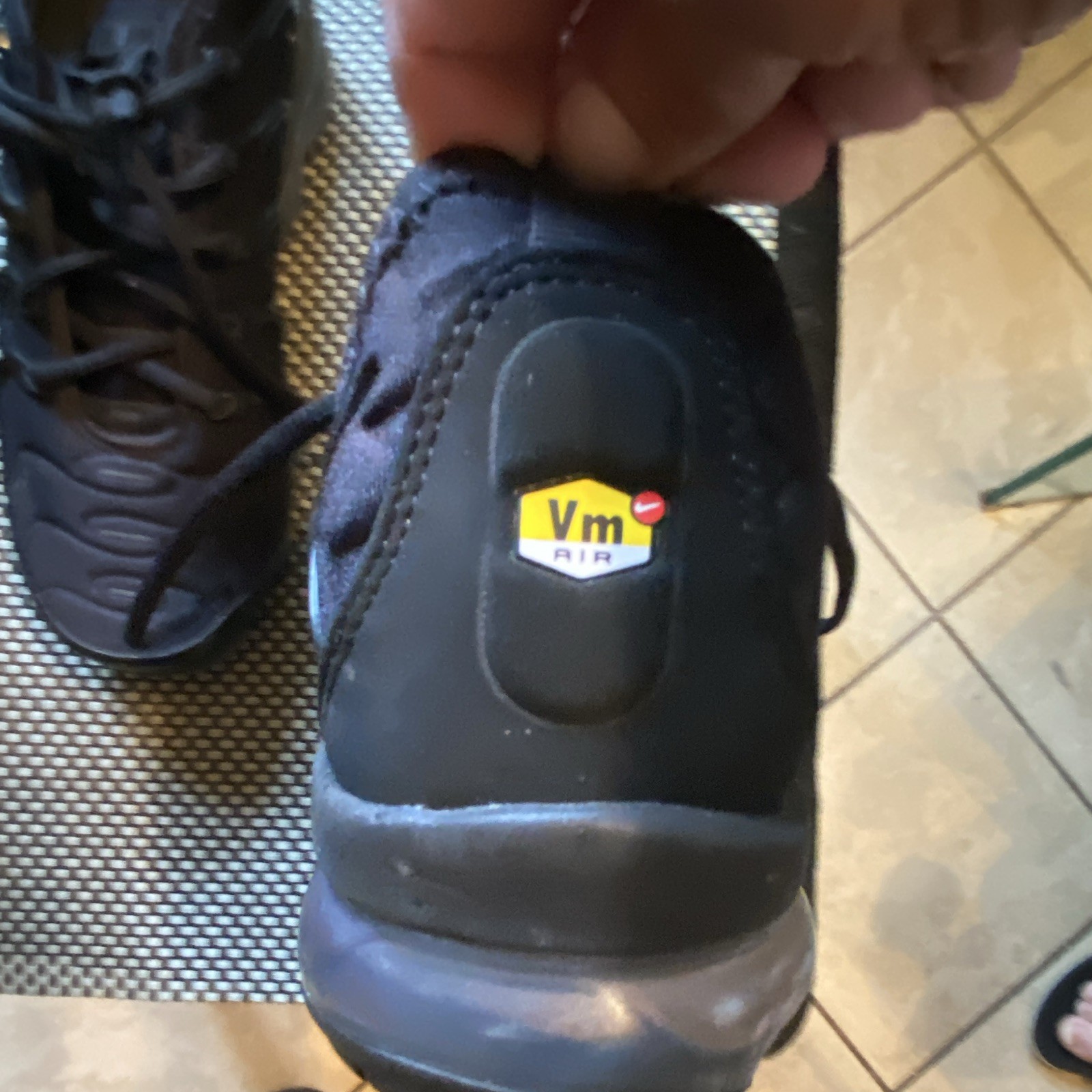 Nike Air VaporMax Plus Black Lace-Up Low Top Men’s Sneakers DH1065-001