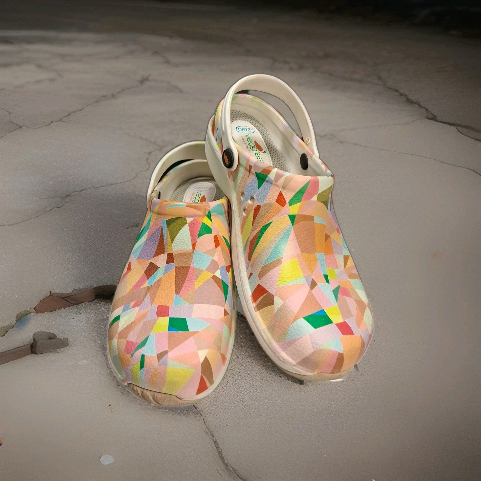 “Veggies” Croc Alternative Multi-color Padded Removable Insole Clogs Size 9