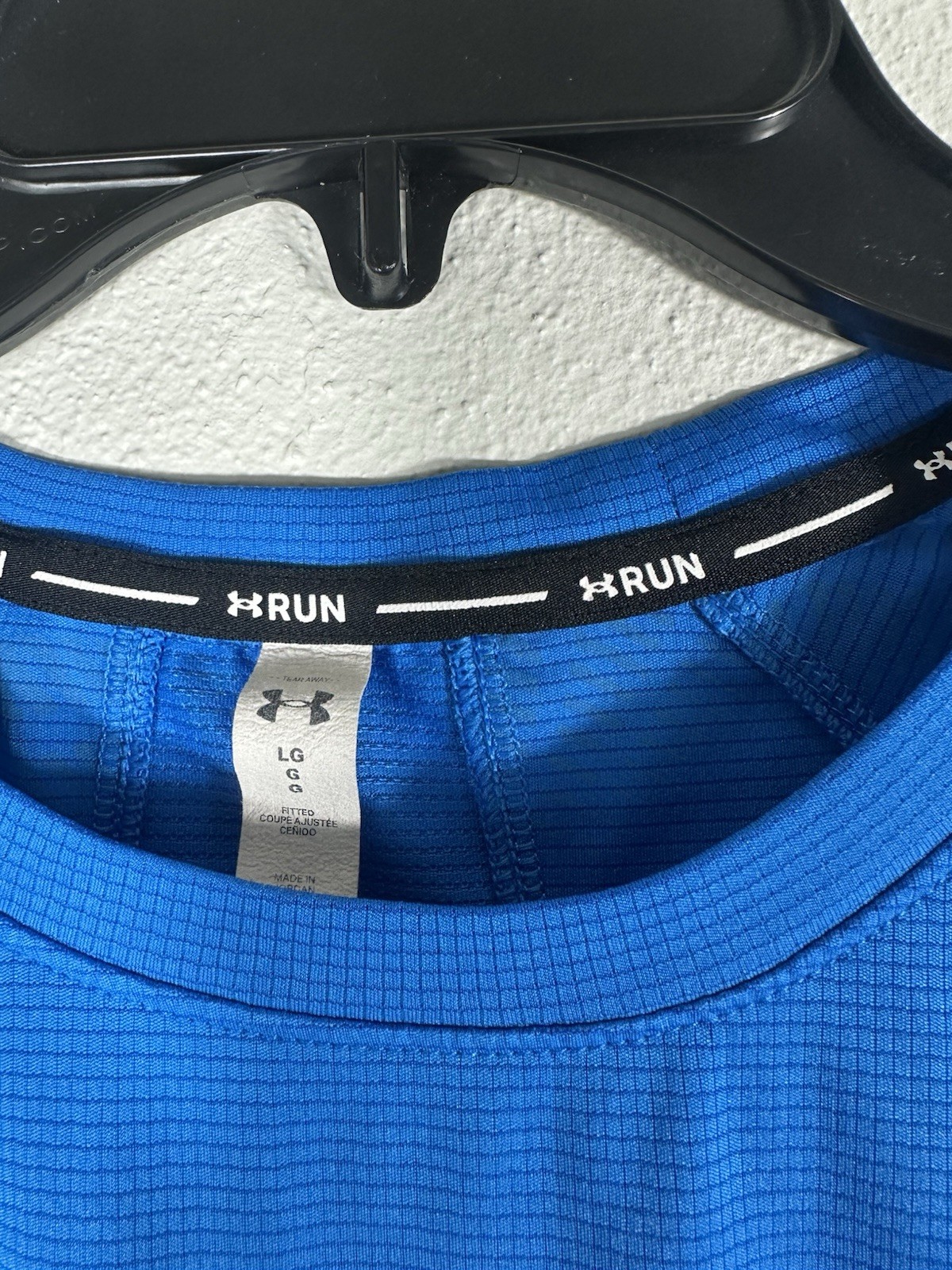 Under Armour UA Run Men’s Blue HeatGear Running Shirt Size Large Fitted Tee