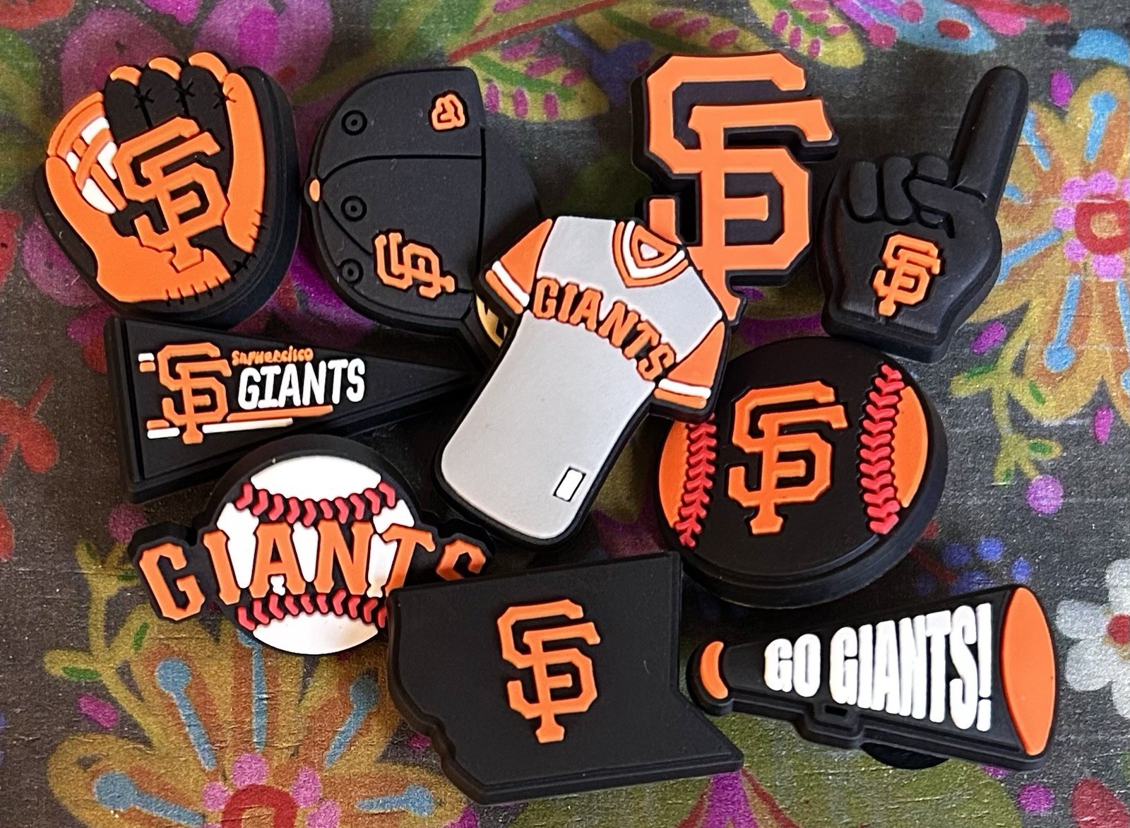 NEW 10 Piece SAN FRANCISCO Baseball Team Shoe Charms Clog Decorations PVC