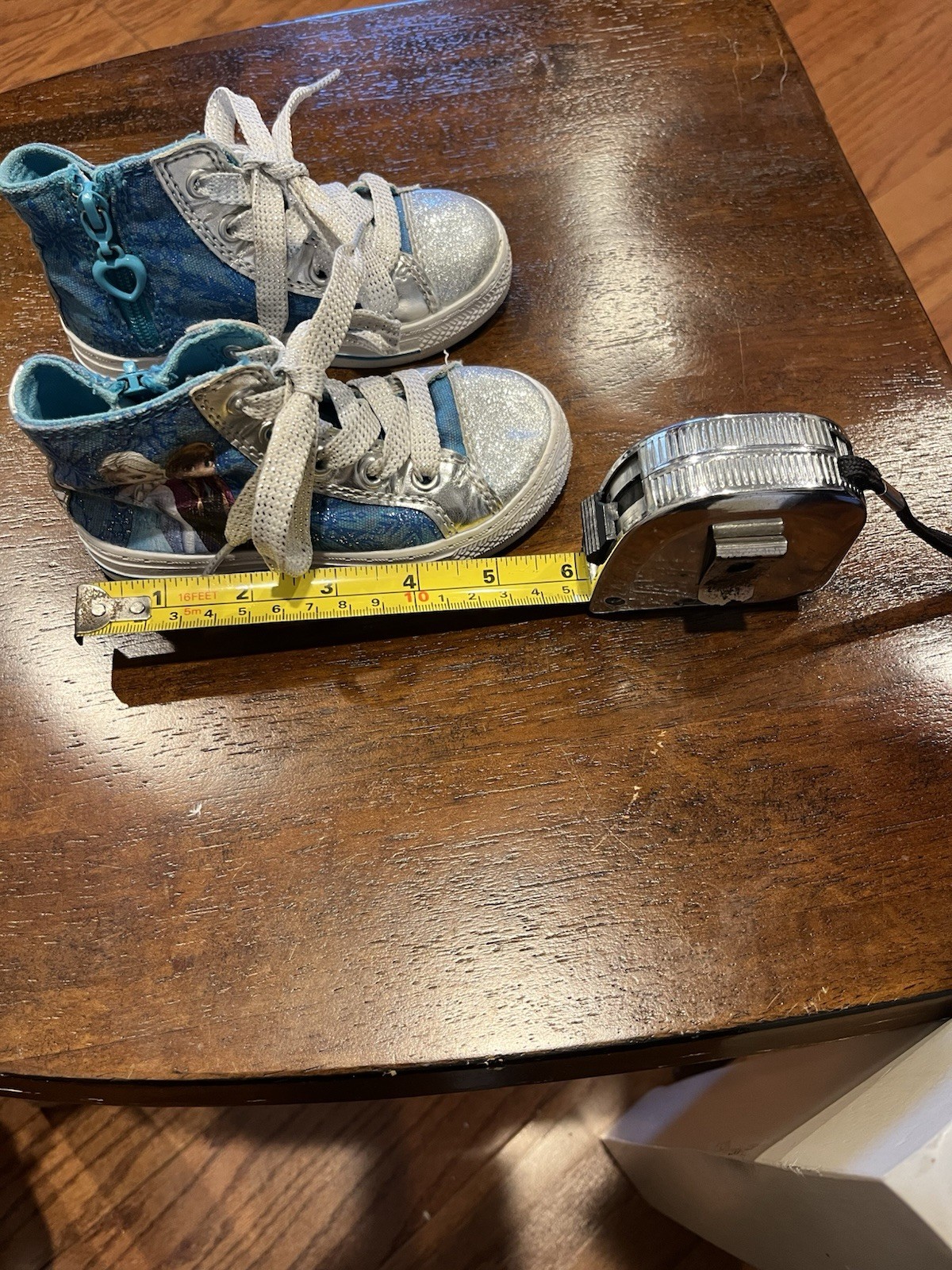 Disney Frozen Toddler High Tops Size 7 See Pictures on left Shoe