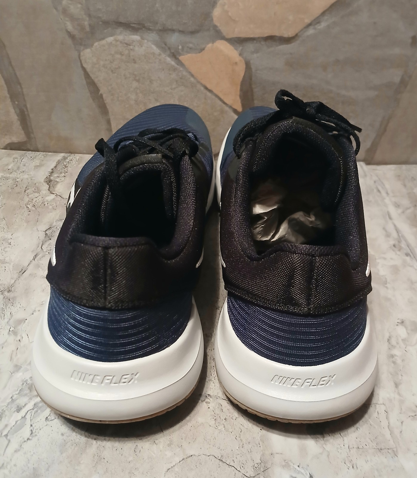 Nike Flex Control TR4 Mens SIZE 11 Shoes White Black Deep Ocean Blue CD0197-009