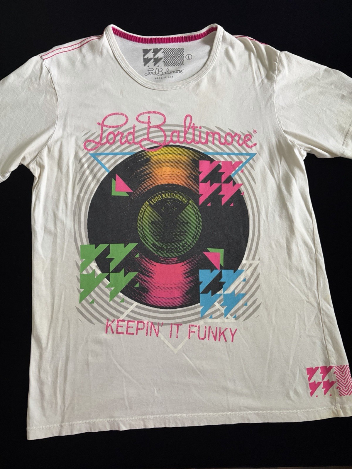 Ed Hardy Lord Baltimore Beige Graphic Tshirt Rare L (T1-6)