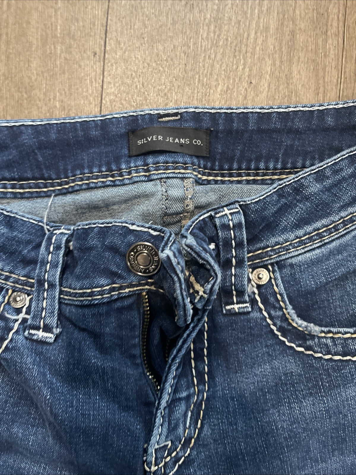 Silver Jeans Co Avery Slim Boot Womens 28×31 Blue Stretch Mid Rise Jeans