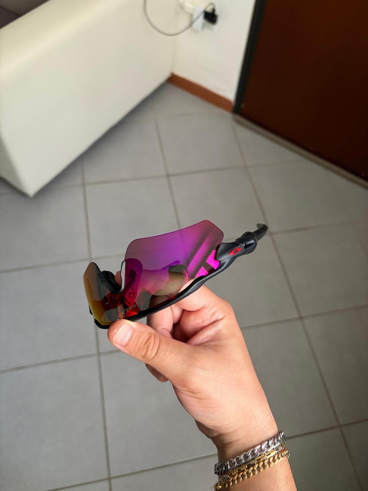 Oakley Radar EV Path Red Mirrored + 3 Extra Lenses + Case – NEW
